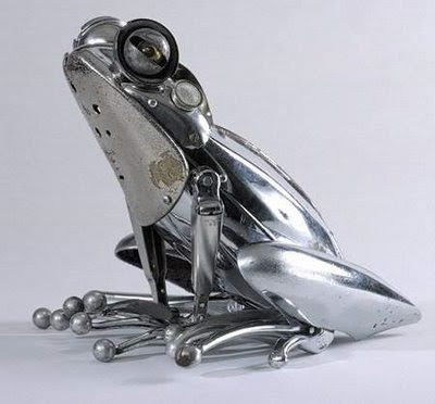 metal frog