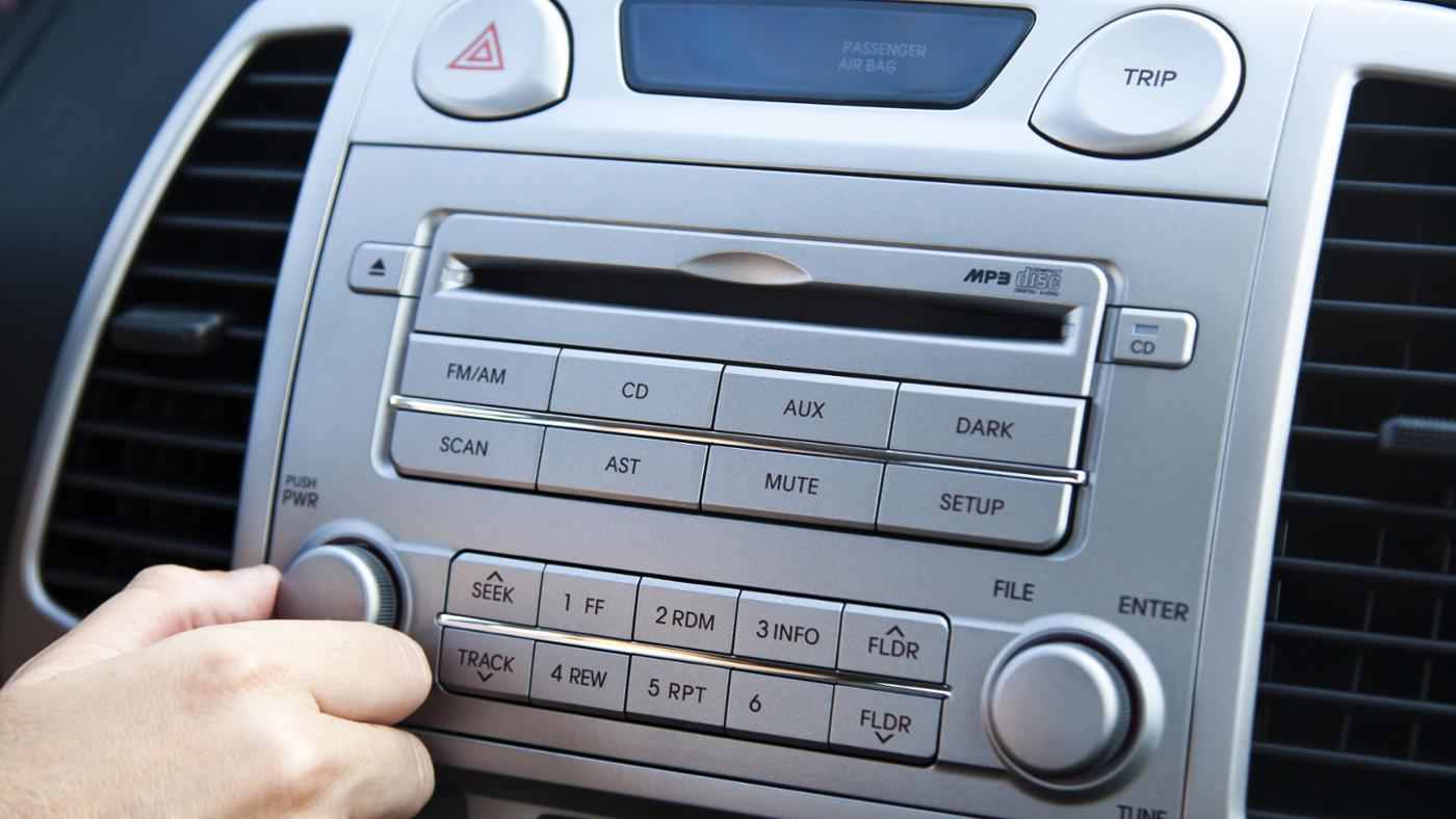 How to install a new car radio