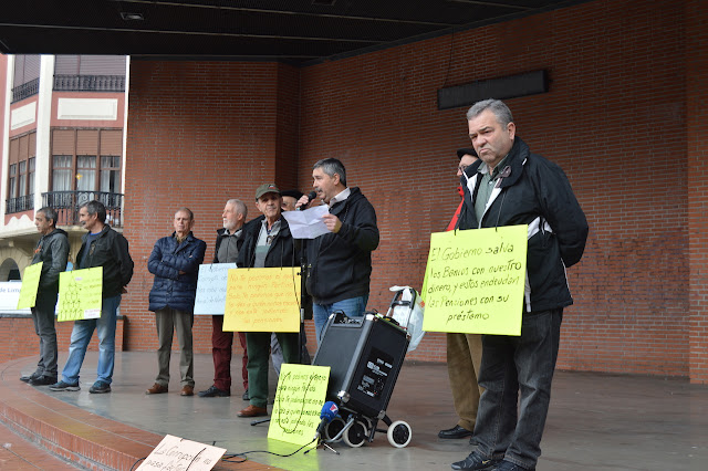 protesta de jubilados en demanda de pensiones dignas