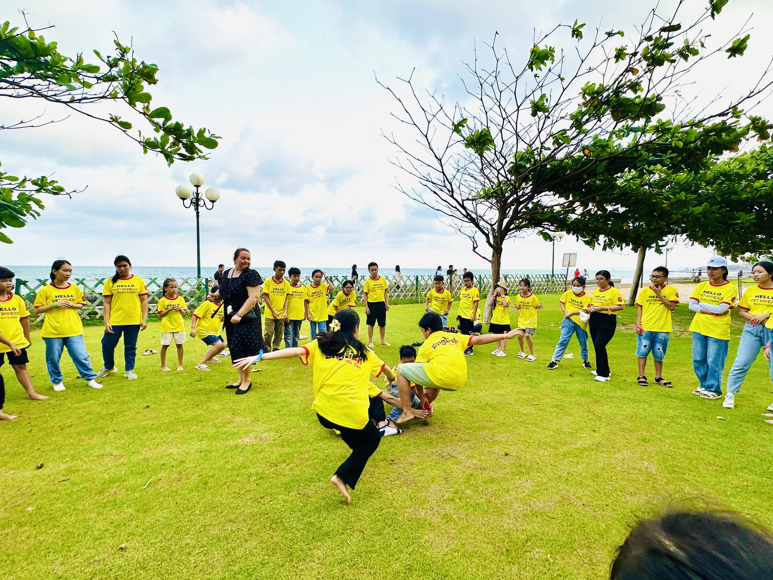 phan-thiet-hoc-tieng-anh-ngoai-ngu-hoat-dong-chat-luong