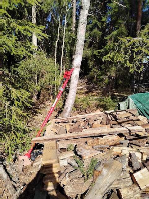 #Tampereen #Ylöjärven #Pirkkalan #Kangasalan #pihatyöt #pihapuiden #kaadot pensasaitojen leikkaukset maanmuokkaukset kuva14