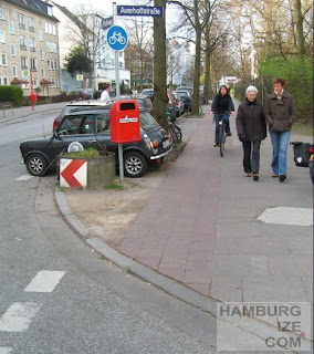 "Radweg" Hofweg / Averhoffstraße