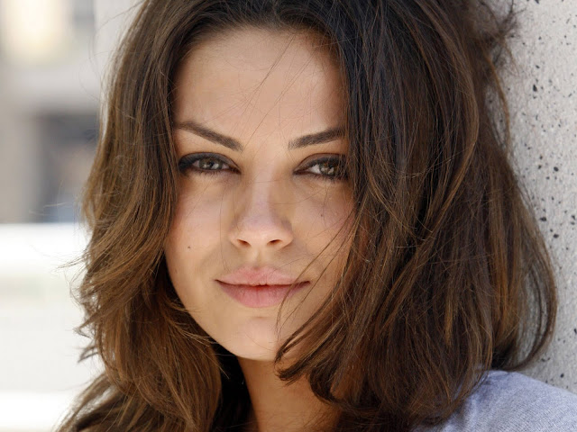 Super Cute Mila Kunis HQ Wallpapers