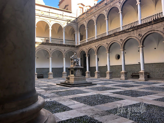 El Patriarca claustro renacentista