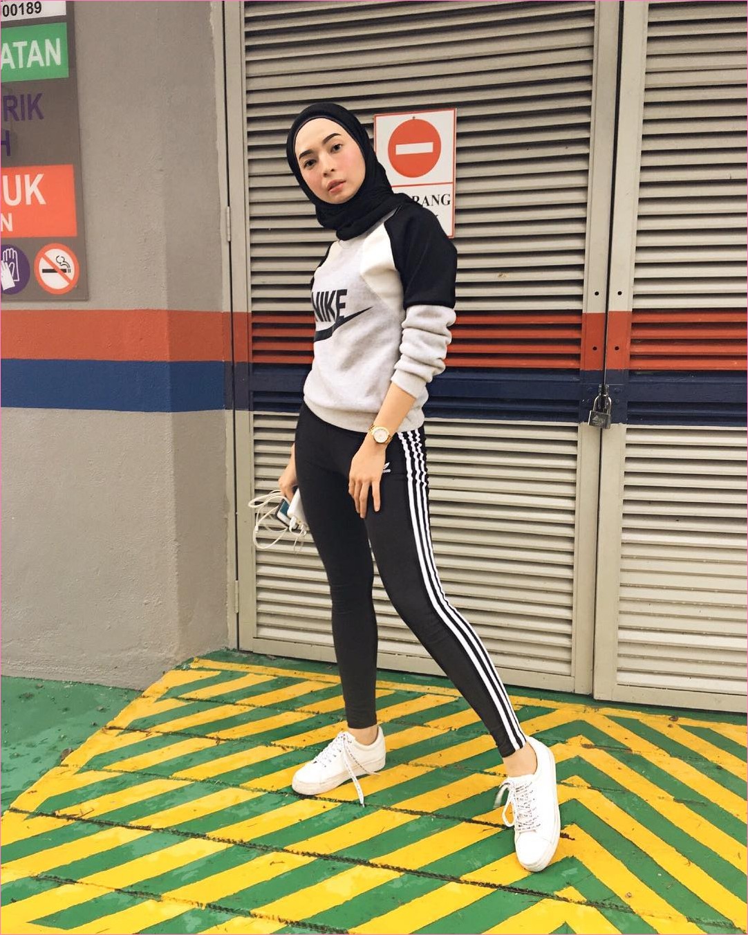  Untuk kau yang masih bingun dalam menentukan pasangan busana Outfit dan baju yang pas lengk 38 Trend Baju Model Hijab Casual Untuk Olahraga Gaya Selebgram 2018