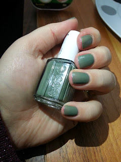 essie