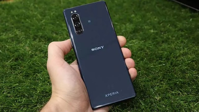 Sony has released Android 11 for the Xperia 1 and Xperia 5. Russia was one of the first regions to receive an update