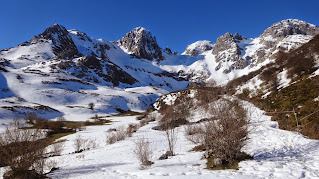 Rutas por Asturias,rutas por León,rutas por Gredos,rutas por Pirineos, rutas por Ubiñas,rutas por Picos de Europa,rutas por la Cordillera Cantábrica,rutas por Babia, rutas por León,