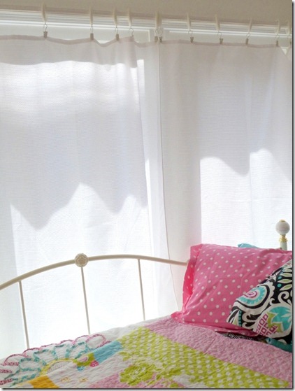 closed curtain