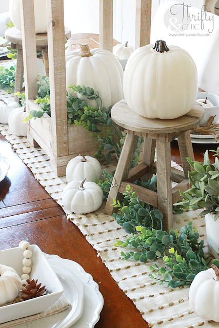 Farmhouse fall decor and decorating ideas. Neutral fall decor. White and green fall decor. How to decorate for fall. Decorate with me. Shiplap wall in dining room. Mismatched dining room chairs