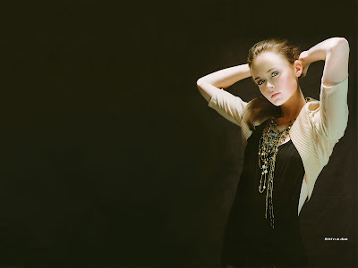 Alexis Bledel Picture Wallpaper Alexis Bledel modelwallpaper