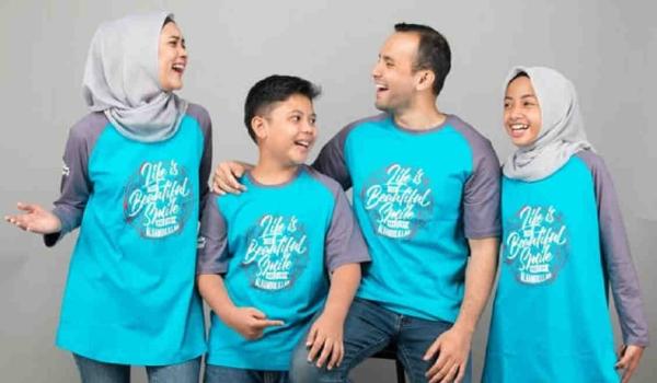 Kaos Couple Keluarga Menyatukan Gaya dan Kehangatan dalam Setiap Momen