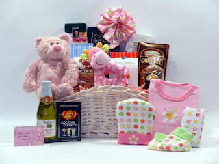 https://www.thoughtfulpresence.com/welcome-to-the-world-baby-gift-basket/