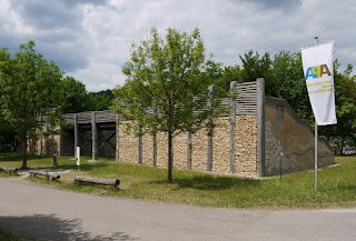 Archäologiepark Altmühltal: Nachbau eines Keltentores an der Gronsdorfer Schleuse