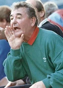 Brian Clough issues instructions