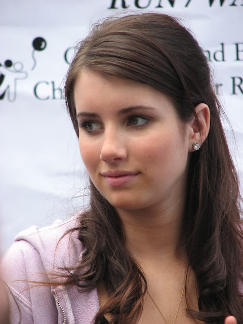 Emma Roberts Cool Photos