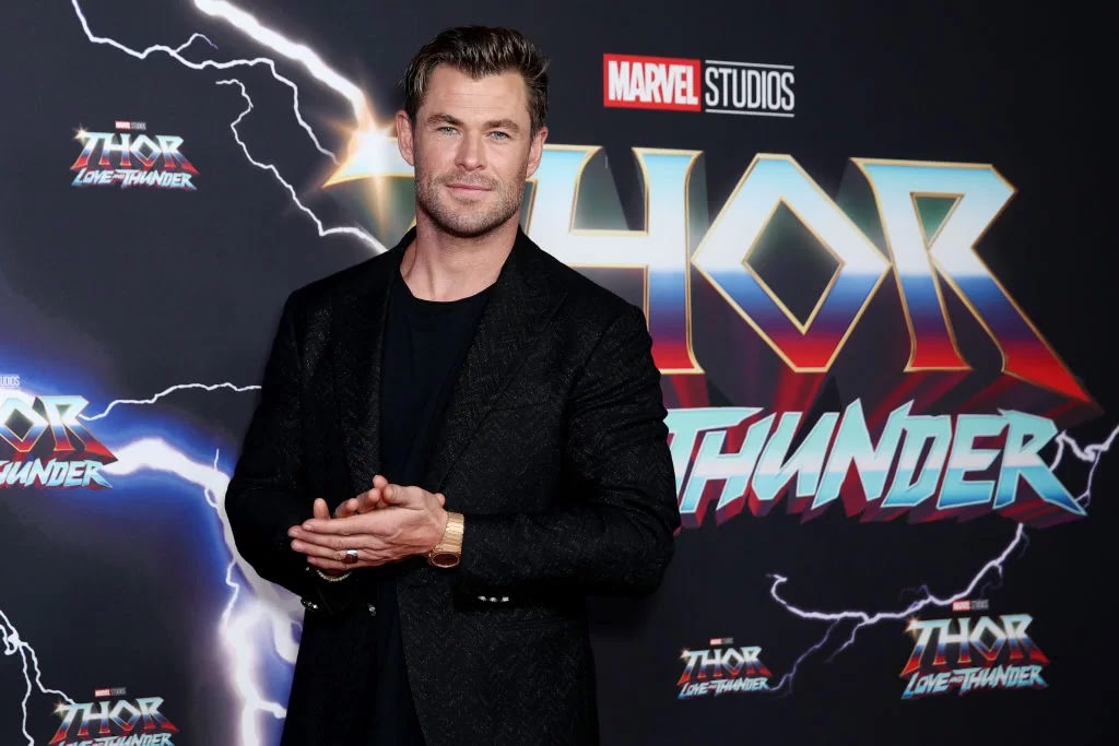 Querido Thor: O Ator Chris Hemsworth Diagnosticado com Alto Risco de  Alzheimer