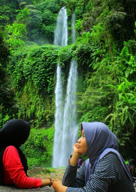 Sejuknya Air Terjun Sendang Gile Lombok