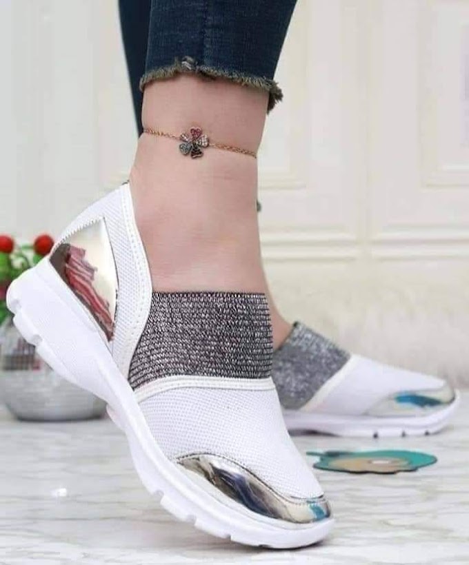 كوتشي بناتي أسكتشر لاين (أبيض)