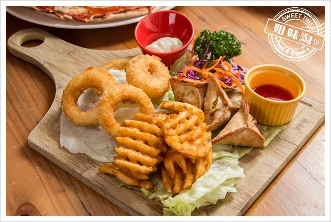 Amy's Cucina阿美披薩店綜合拼盤