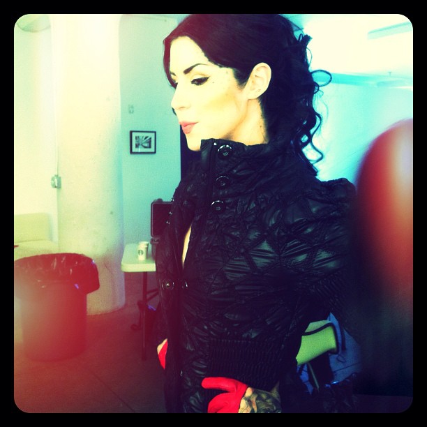 Kat Von D Clothing photoshoot Objavio la Katherine von Drachenberg