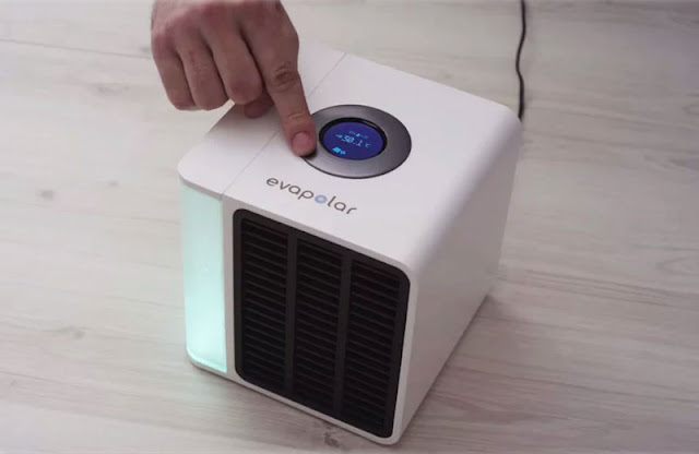 Mini ar-condicionado de 16 cm umidifica, refresca e limpa o ar