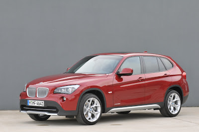 BMW X1 sDrive18i Car Wallpaper