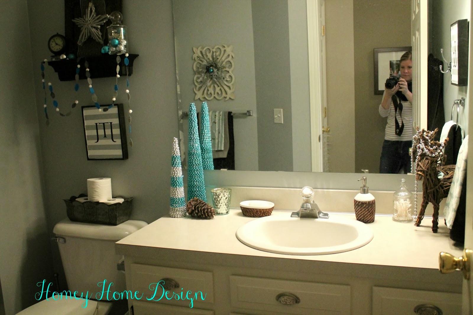 homey home design: Bathroom Christmas Ideas