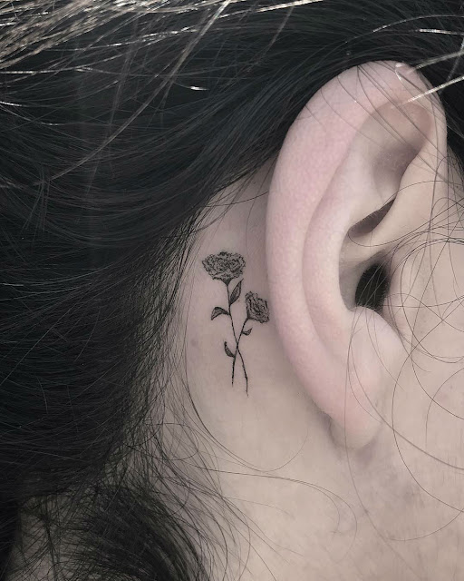 Tatuagens de flores para as mulheres