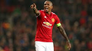 INTER MILAN BERMINAT DATANGKAN ASHLEY YOUNG