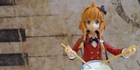 http://www.optimisticpenguin.com/2015/01/figma-uno-uzume-review.html