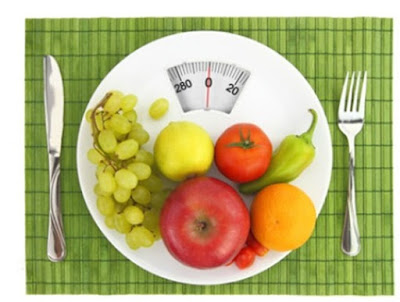 Losing weight by eating healthy foods