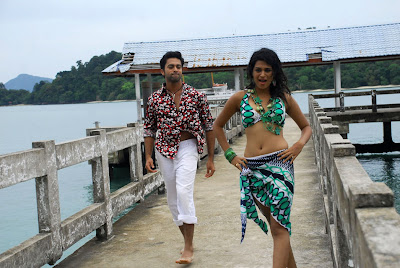 Mugguru Movie Hot New Stills function pics