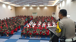 Sosialisasikan Operasi Keselamatan Lodaya 2023, Kasat Lantas Polres Indramayu Blusukan ke Sekolah