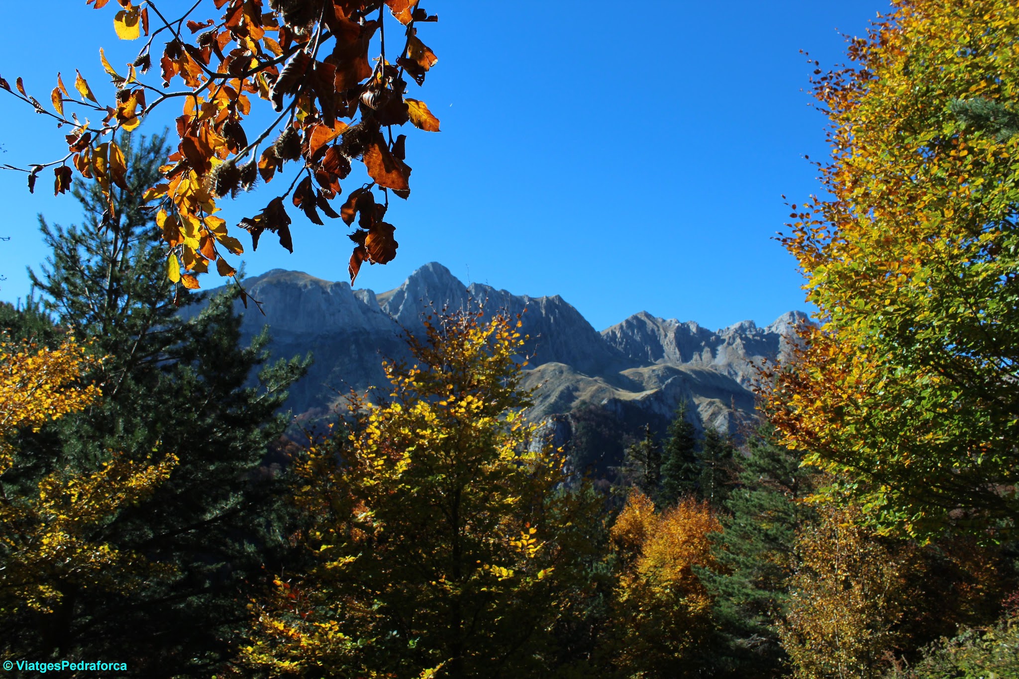 Pirineu Aragonès, Parque natural de los Valles Occidentales, colors de tardor, senderisme