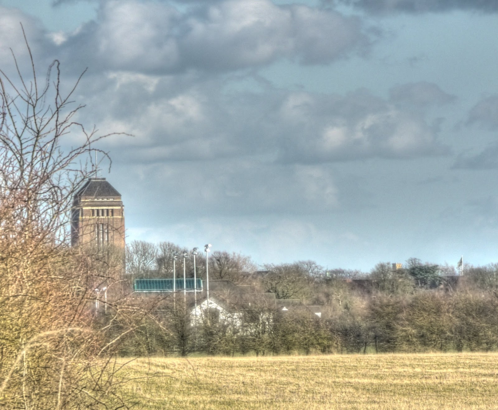 P1050200_1_2_3_4_5_6_tonemapped.JPG