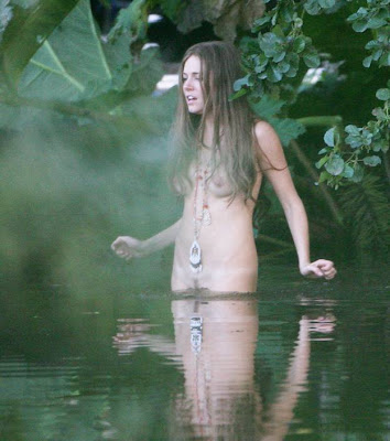 Sienna Miller desnuda
