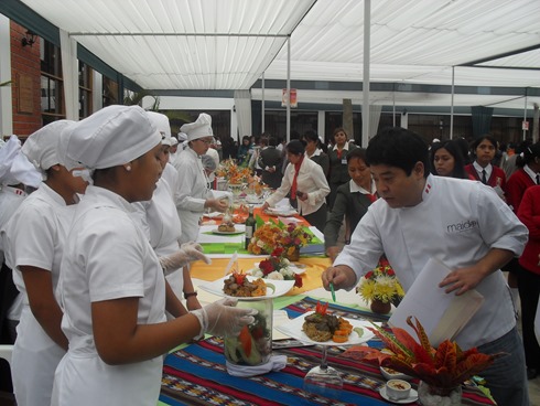 Mitsuharu Tsumura, uno de los miembros del jurado del concurso gastronómico a desarrollarse en Cañete