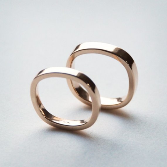 Today I found some beautiful wedding rings made from recycled gold and