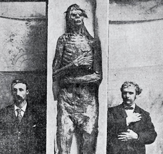 Тайна древней мумии индейца - великана