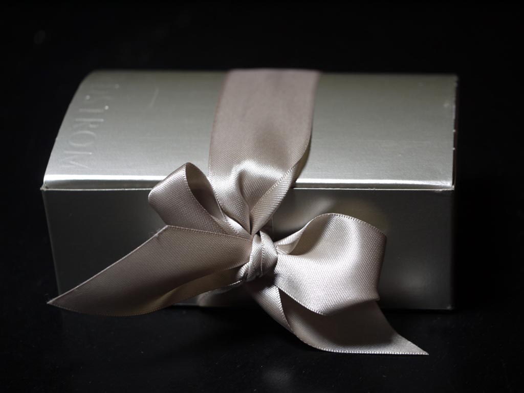 Don't ya just love Nordstrom's elegant gift boxes?