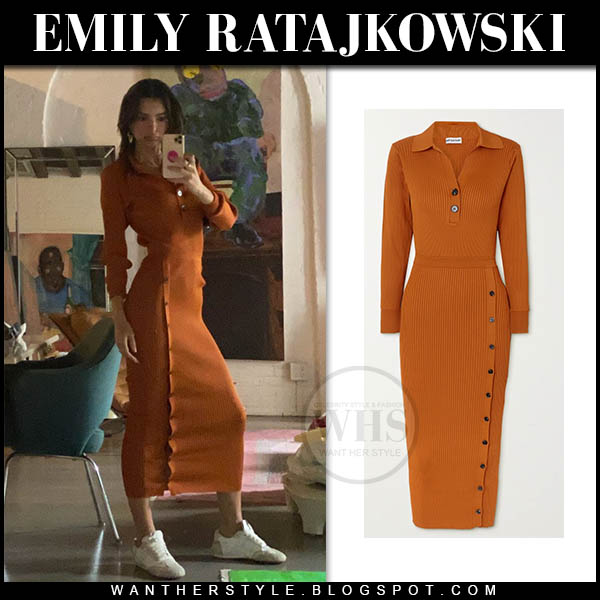 Emily Ratajkowski in orange brown ribbed midi dress