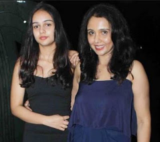 Suchitra Krishnamoorthi Family Husband Son Daughter Father Mother Marriage Photos Biography Profile.