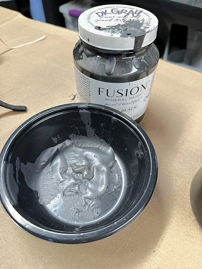 fusion mineral paint mixture