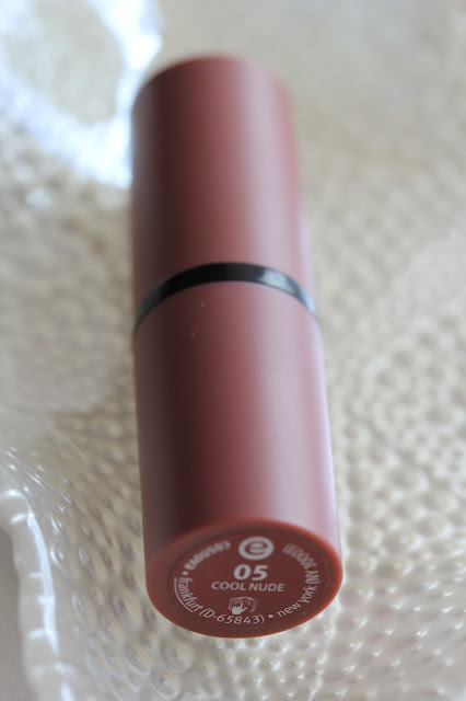 Essence Longlasting Lipstick Nude in 05 Cool Nude