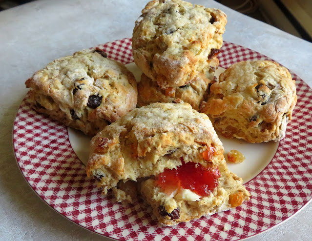 Christmas Oat Scones