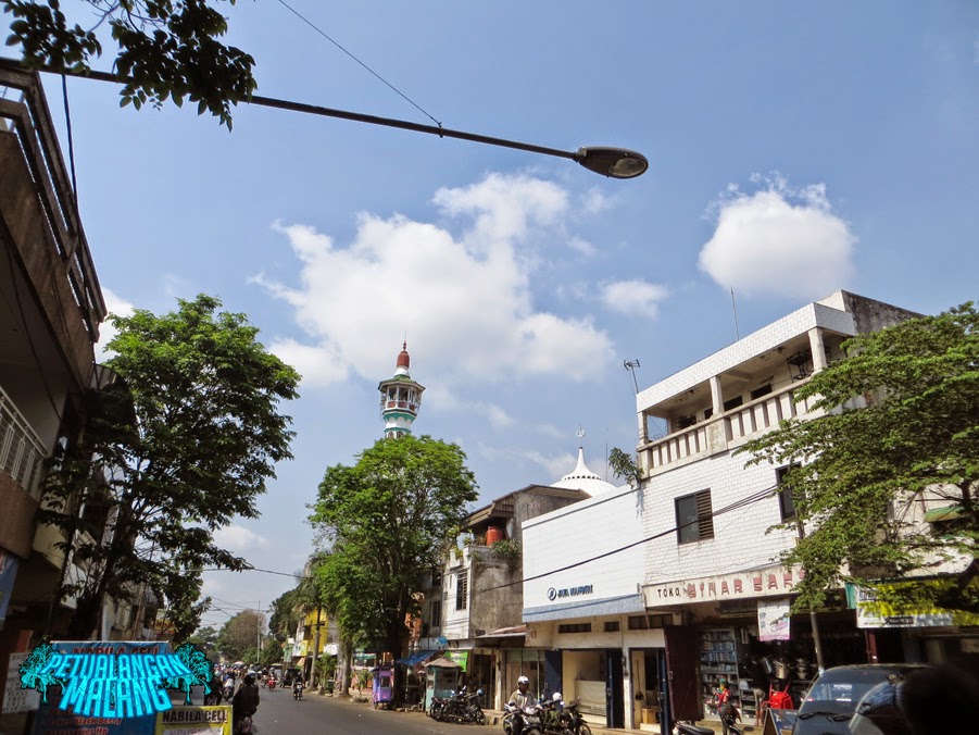 Pasar Loak Comboran Petualangan Malang