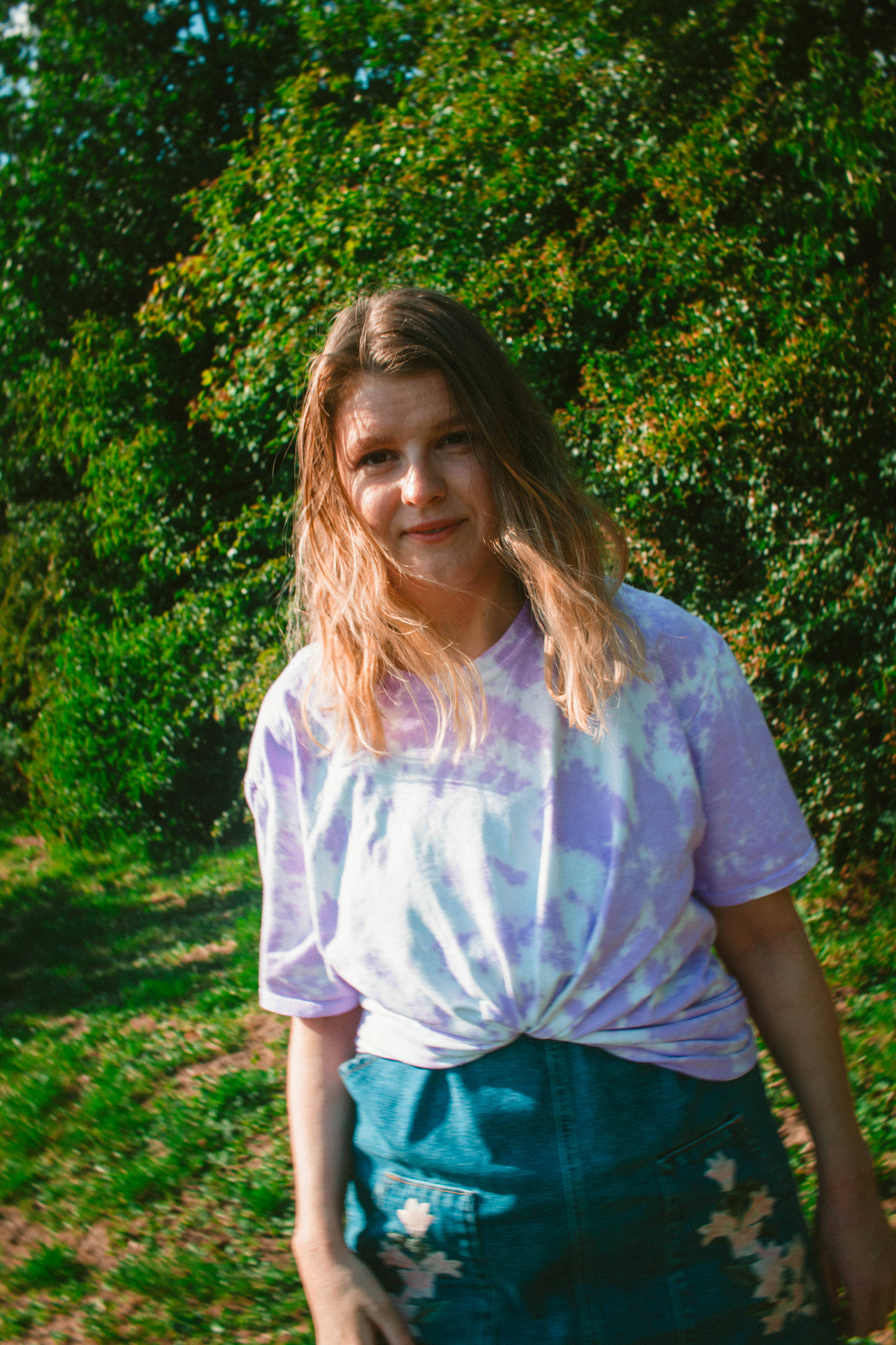 Chloe Harriets wearing Femme Luxe lilac tie dye t-shirt - what to do when you're feeling unmotivated blogpost