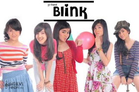 foto blink girlband