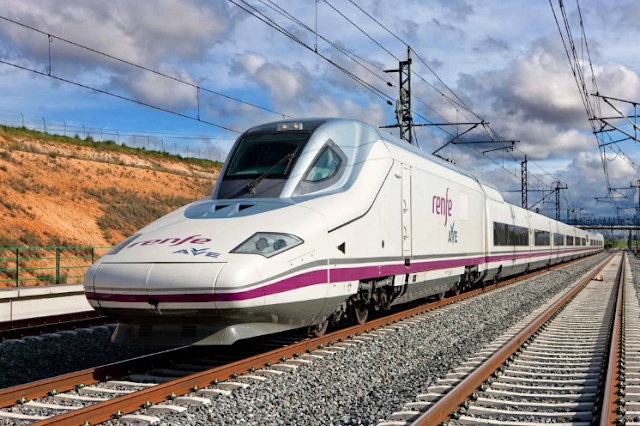 Renfe AVE 217 mph